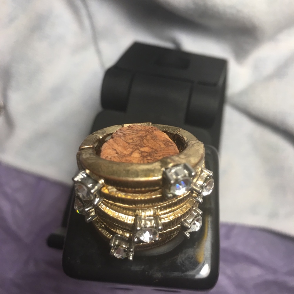Ring - Picture 2 of 3